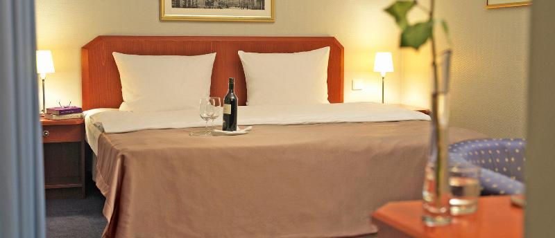 Western Berlin-kurfuerstendamm 4* Berlino